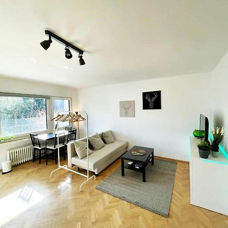 Cozy Apartment With Kitchen + Balcony New! Essen Esterno foto